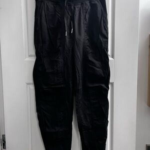 Lululemon dance studio jogger